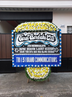 Papan Bunga Duka di Kayo